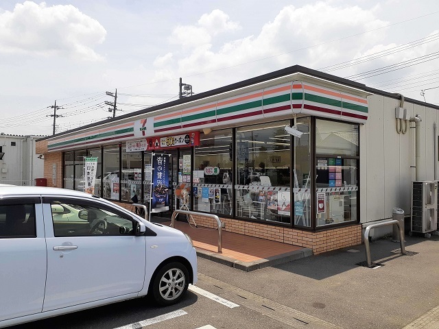 コンビニ　セブンイレブン常総山田南店（コンビニ）まで370m