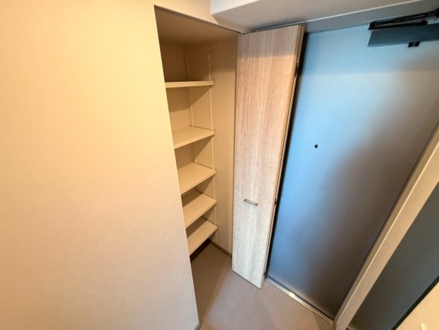 THE SENSE RESIDENCE 甲南山手の内装写真
