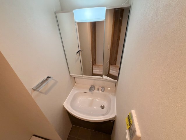 THE SENSE RESIDENCE 甲南山手の内装写真