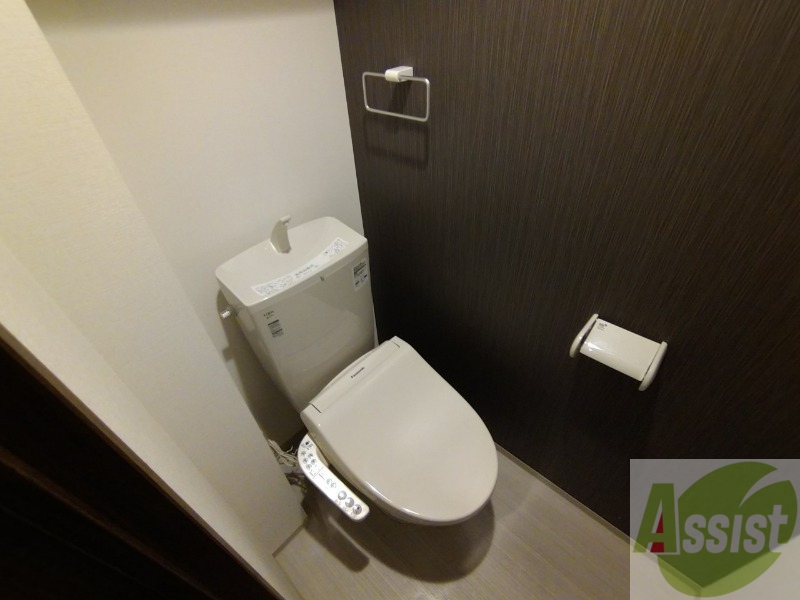 トイレ　トイレです。ウォシュレット付を探している方、おすすめです。