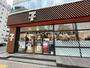 コンビニ　セブン-イレブン 麹町駅前店（コンビニ）まで157m