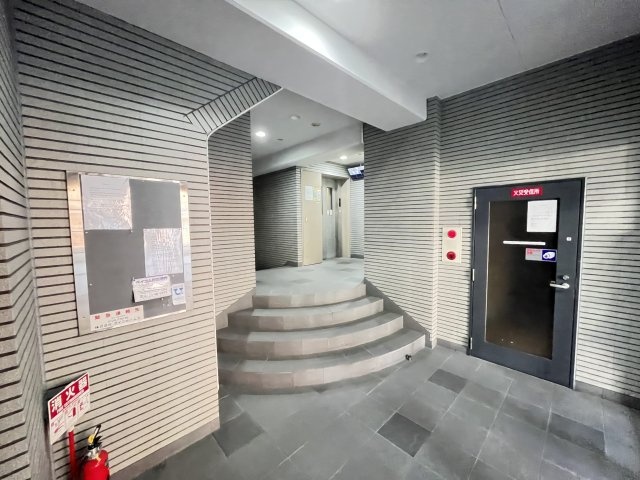 レフィナード西台の外観写真