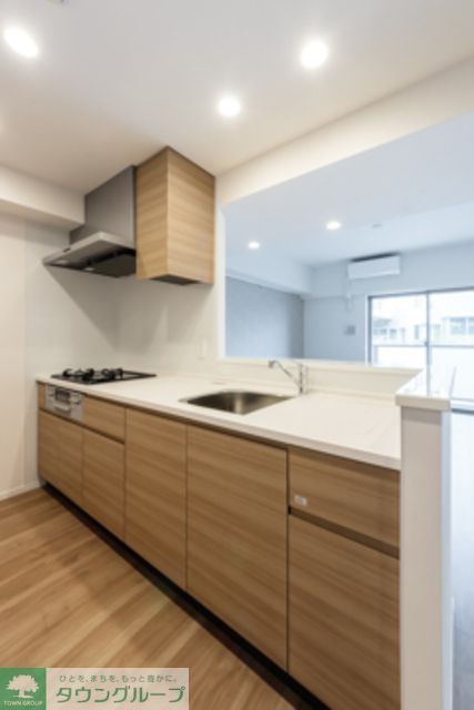 キッチン　※写真は同タイプ住戸です。