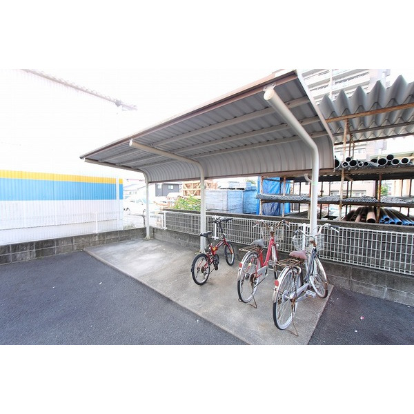 駐車場　駐輪場