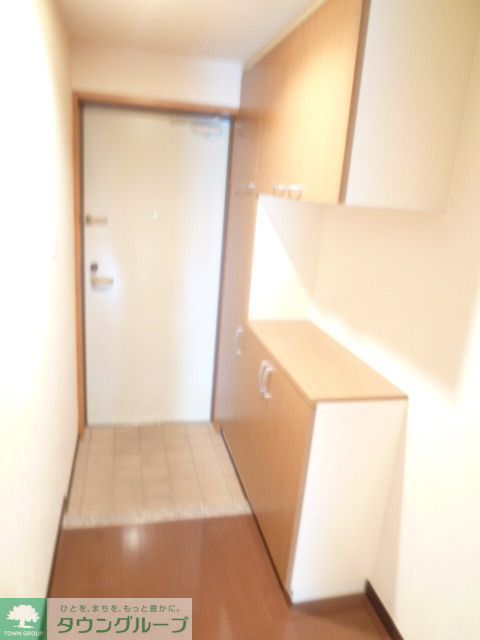 プロミネンスVの玄関写真