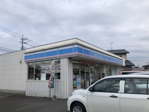 コンビニ　ローソン 佐賀巨勢店（コンビニ）まで571m