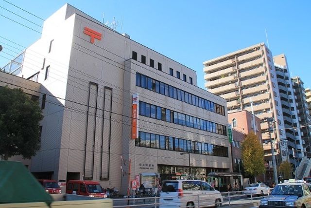 郵便局　荒川郵便局（郵便局）まで383m