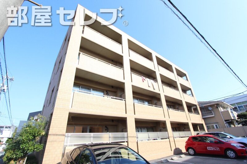 建物外観　タイル貼りでキレイな外観です。