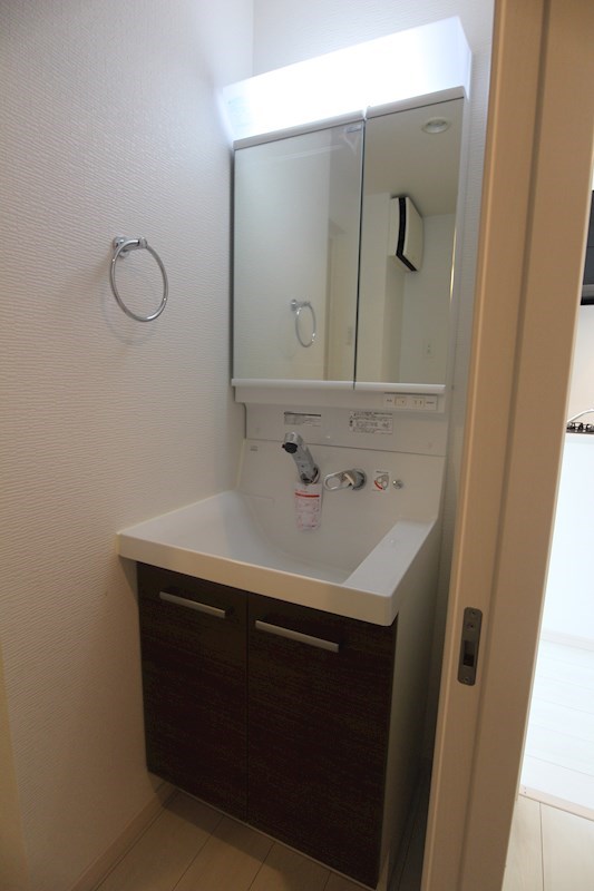 洗面設備　※別号室の参考写真になります。