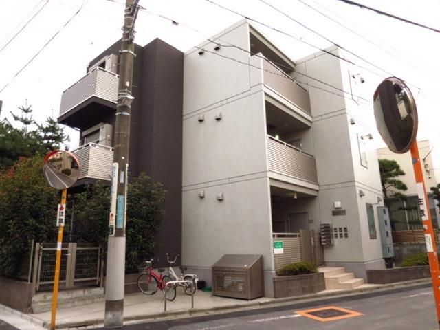 建物外観　★最寄り駅まで徒歩４分の駅前立地★
