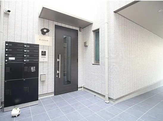 ＪＲ山手線 西日暮里駅 徒歩5分 3階建 築4年の外観写真