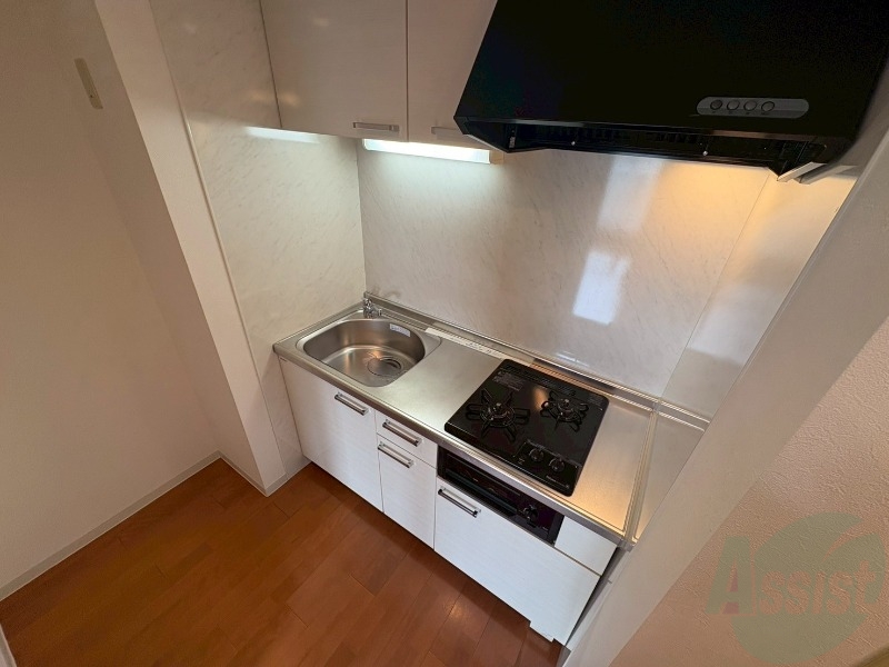 キッチン　調理スペースも確保してありますね。お料理が楽しくなりそう。