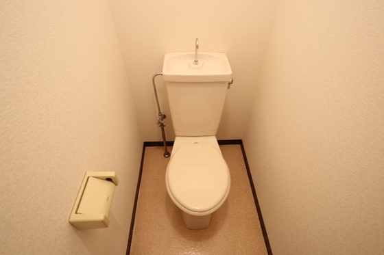 トイレ　※別部屋の写真です