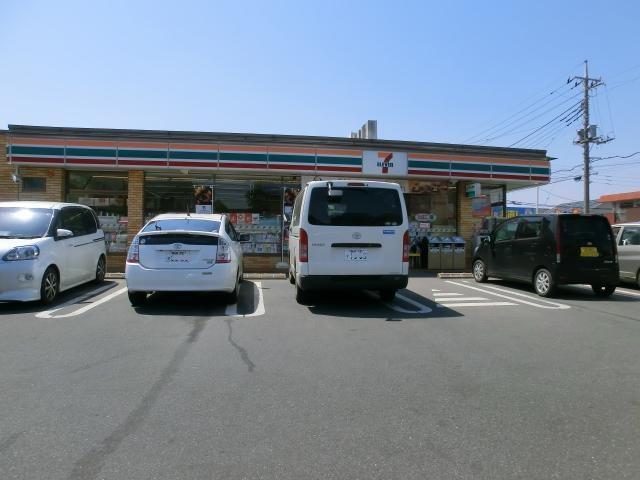コンビニ　セブンイレブン高崎井野けやき通り店（コンビニ）まで399m