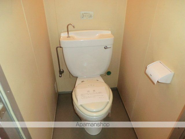 地下鉄東西線 西２８丁目駅 徒歩3分 12階建 築53年のトイレ写真