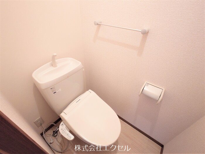 西武拝島線 西武立川駅 徒歩8分 2階建 築24年のトイレ写真