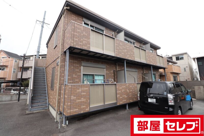 建物外観　新しくお洒落なデザインのアパートです