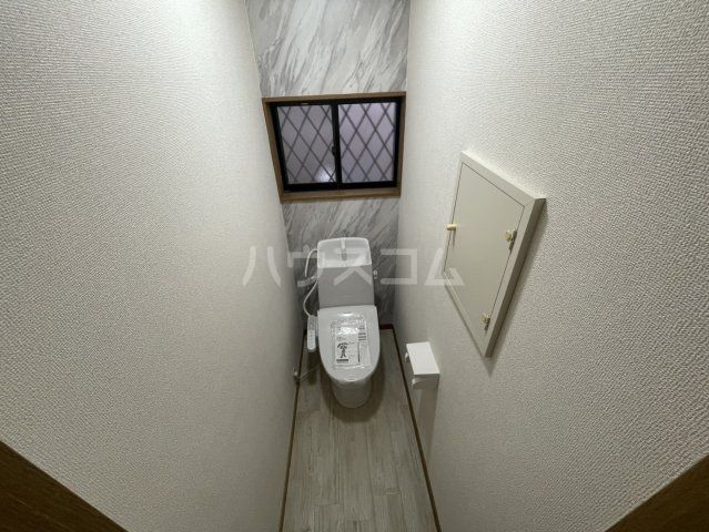 IWAHARA貸家のトイレ写真