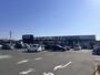 スーパー　マックスバリュ南足柄岩原店（スーパー）まで717m