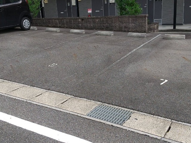 その他　駐車場です
