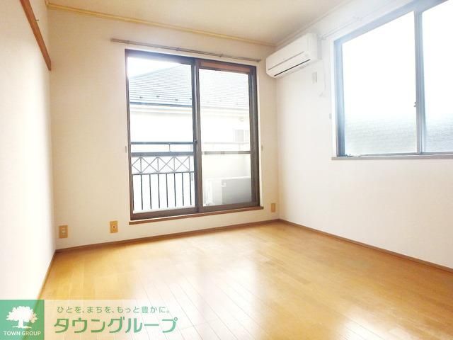 シティハイム グランネールの居間写真