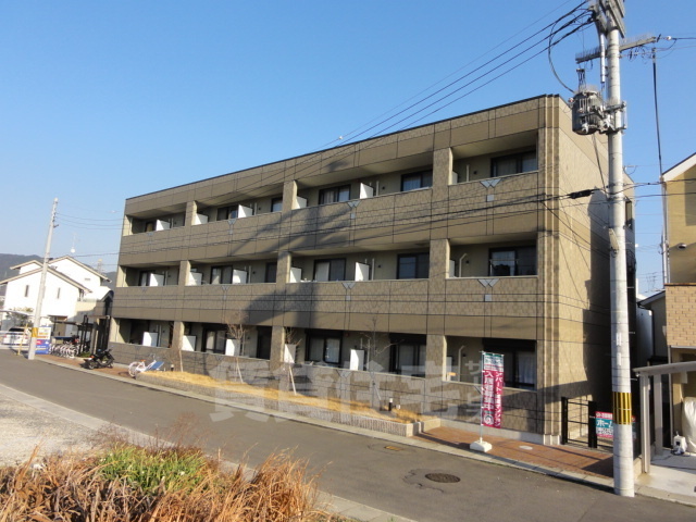 地下鉄東西線 六地蔵駅 徒歩7分 築20年