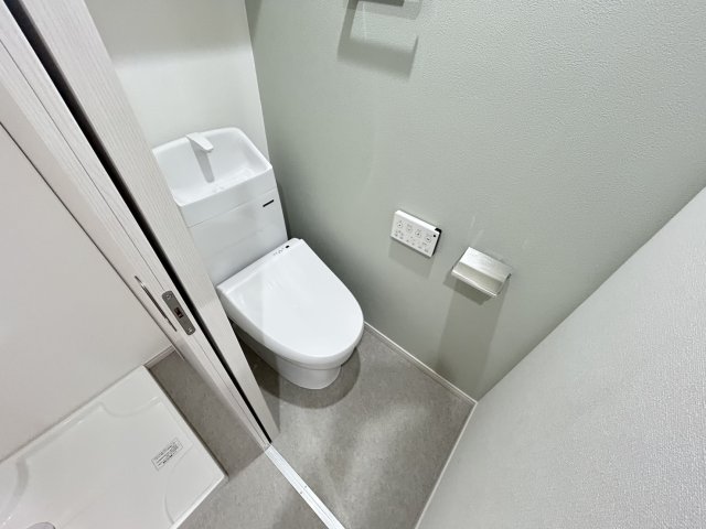 ＪＲ東海道本線 高槻駅 徒歩5分 4階建 築2年のトイレ写真