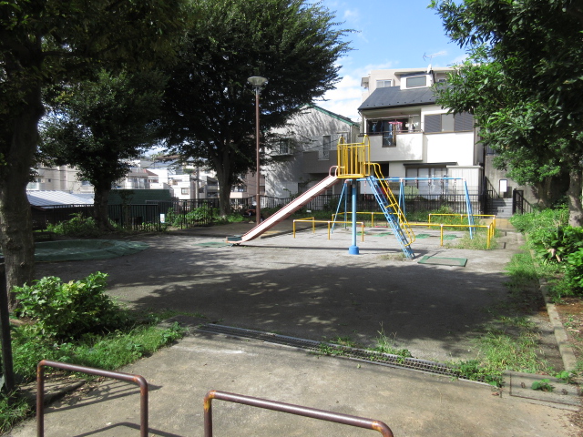 公園　有馬しいの木公園（公園）まで9m
