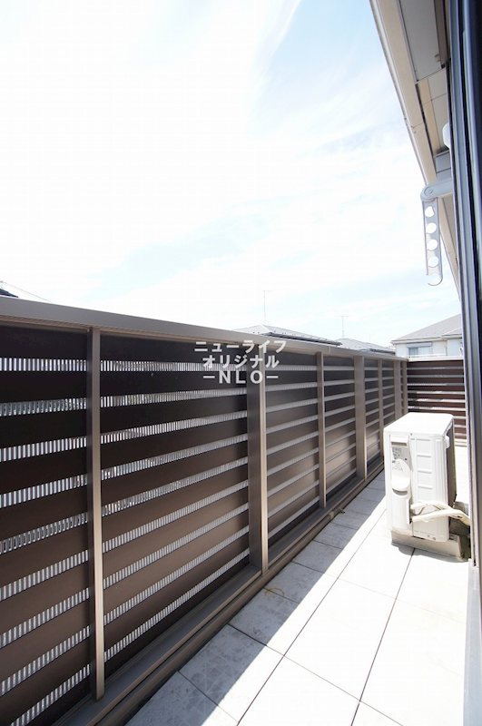 バルコニー　前面を遮る建物がなく開放的で通風も良好です☆