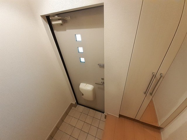 玄関　ゆったりとした玄関です