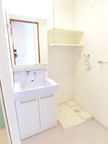 洗面設備　詳細は、RISUMO江坂本店→06-6155-7137まで♪