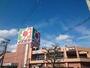 ショッピングセンター　イズミヤ様（ショッピングセンター）まで600m