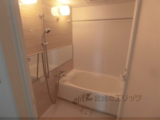 バス・シャワールーム　風呂