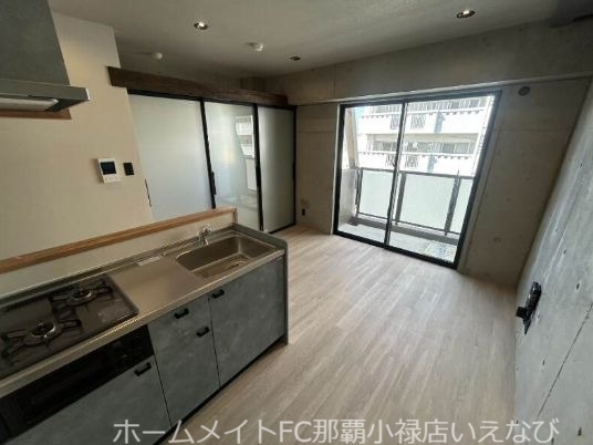 N’s銘苅IIの居間写真