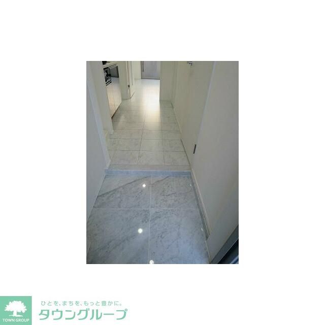 アイル東京向島弐番館の玄関写真