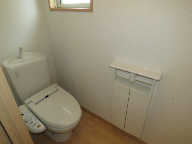 ヴェールトワBのトイレ写真