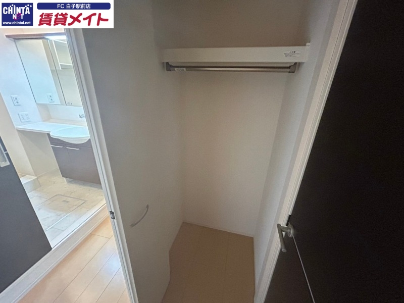 収納　同物件別部屋のお写真です。