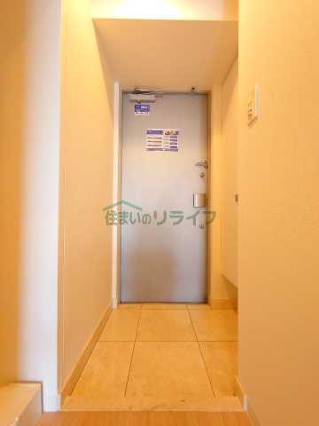 玄関　リライフ下北沢店