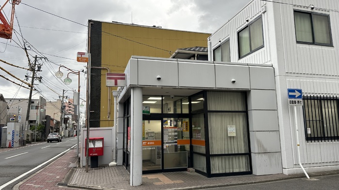 エントランス　名古屋中島郵便局