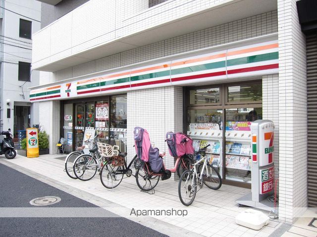 コンビニ　セブンイレブン（コンビニ）まで78m