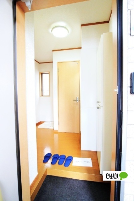 エクシード保土ケ谷の玄関写真