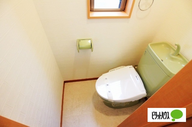 エクシード保土ケ谷のトイレ写真