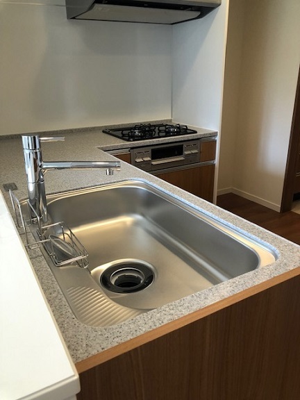 キッチン　ディスポーザー、浄水器