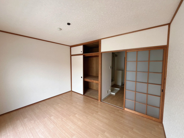 屋代ハイツ田中の居間写真