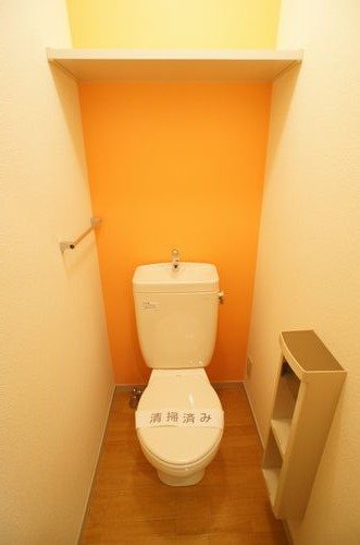 ドミール戸山のトイレ写真