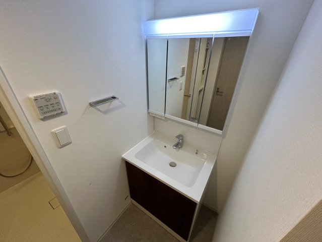 スプランディッド新大阪VIIの内装写真
