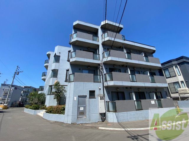 建物外観　札幌市北区北３３条西「メゾン・ド・ウルス」