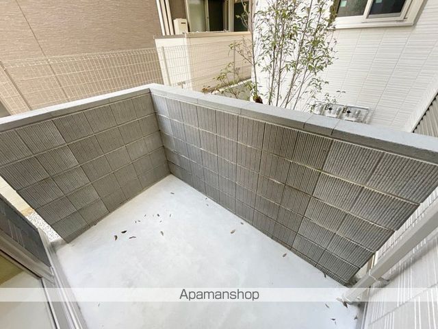 バルコニー