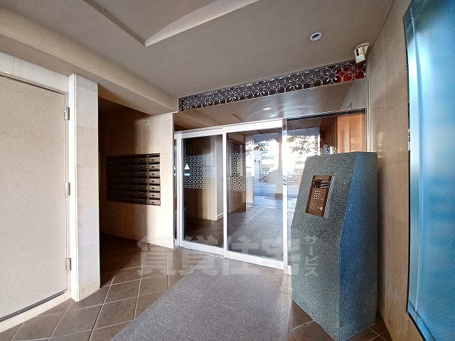 西鉄天神大牟田線 薬院駅 徒歩5分 9階建 築23年の外観写真