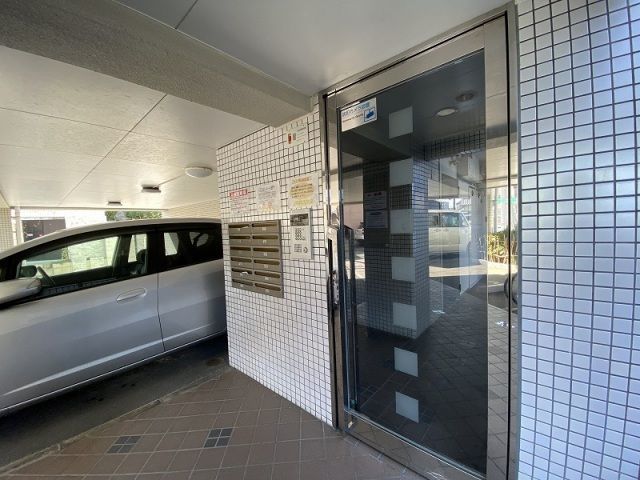 岩田ビルの外観写真